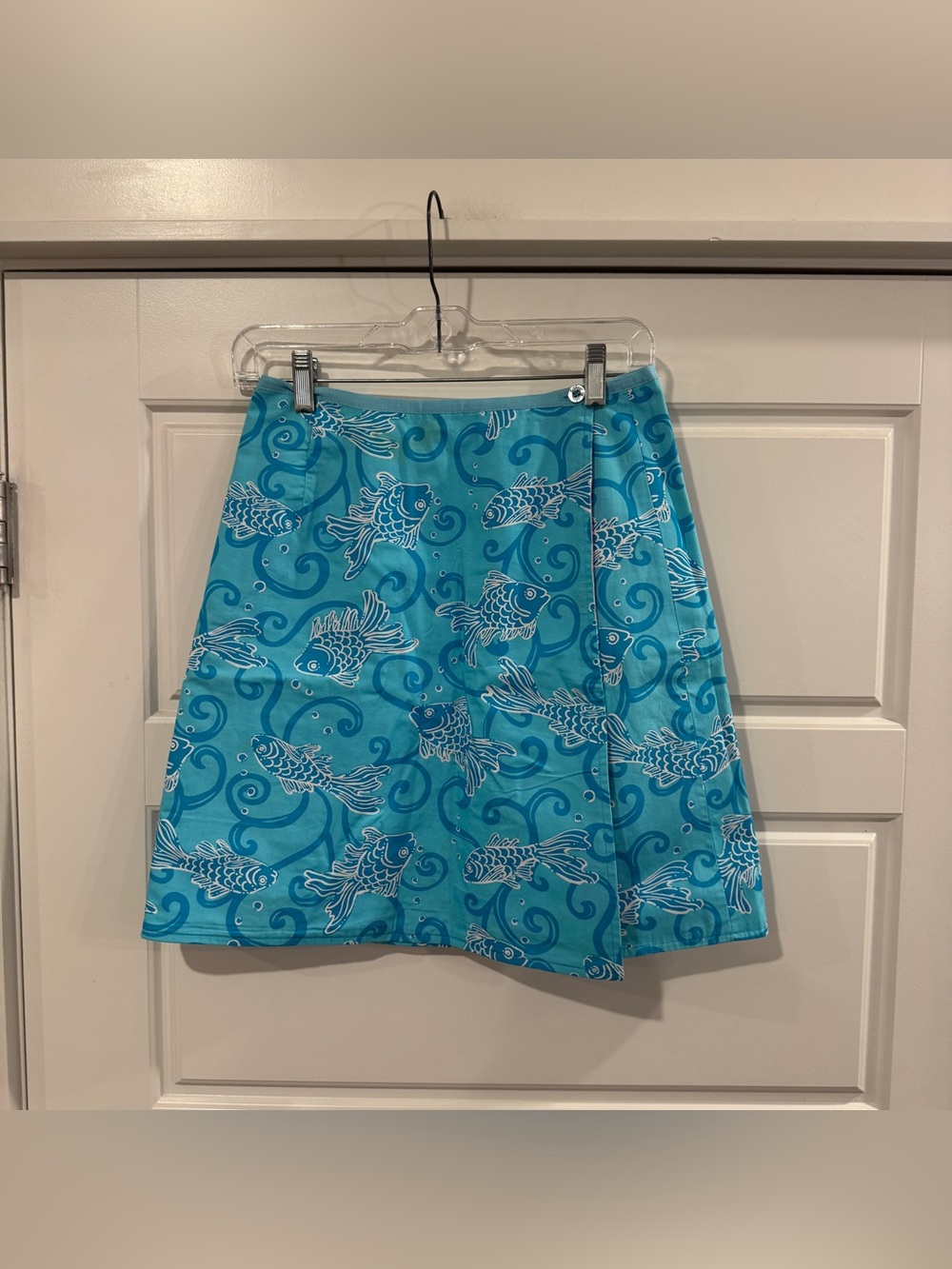 Lilly Pulitzer Turquoise/White Koi Fish Print Wrap Skort Women’s Size 2